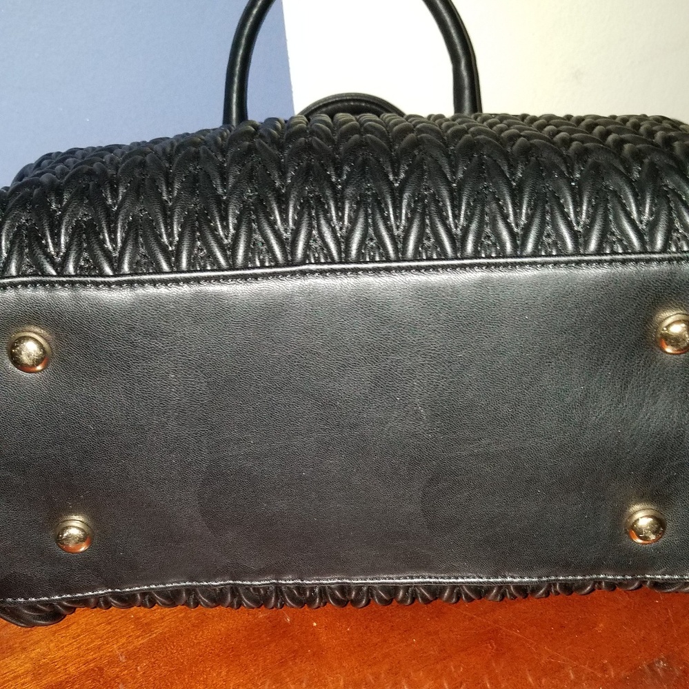 Bag - Picture 2 of 6